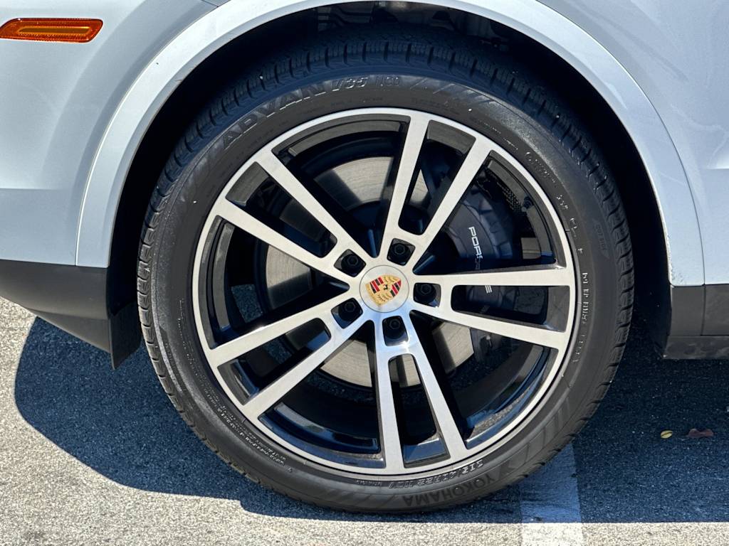 Thumbnail: 2024 Porsche Cayenne - 8