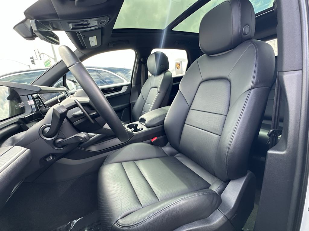 Thumbnail: 2024 Porsche Cayenne - 11