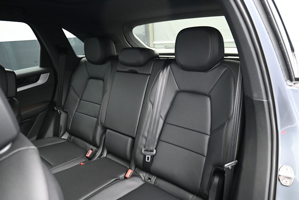Thumbnail: 2026 Porsche Cayenne - 9