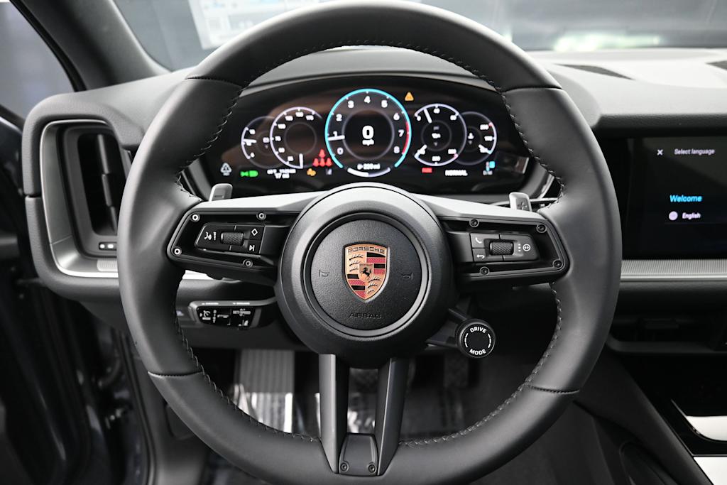 Thumbnail: 2026 Porsche Cayenne - 10