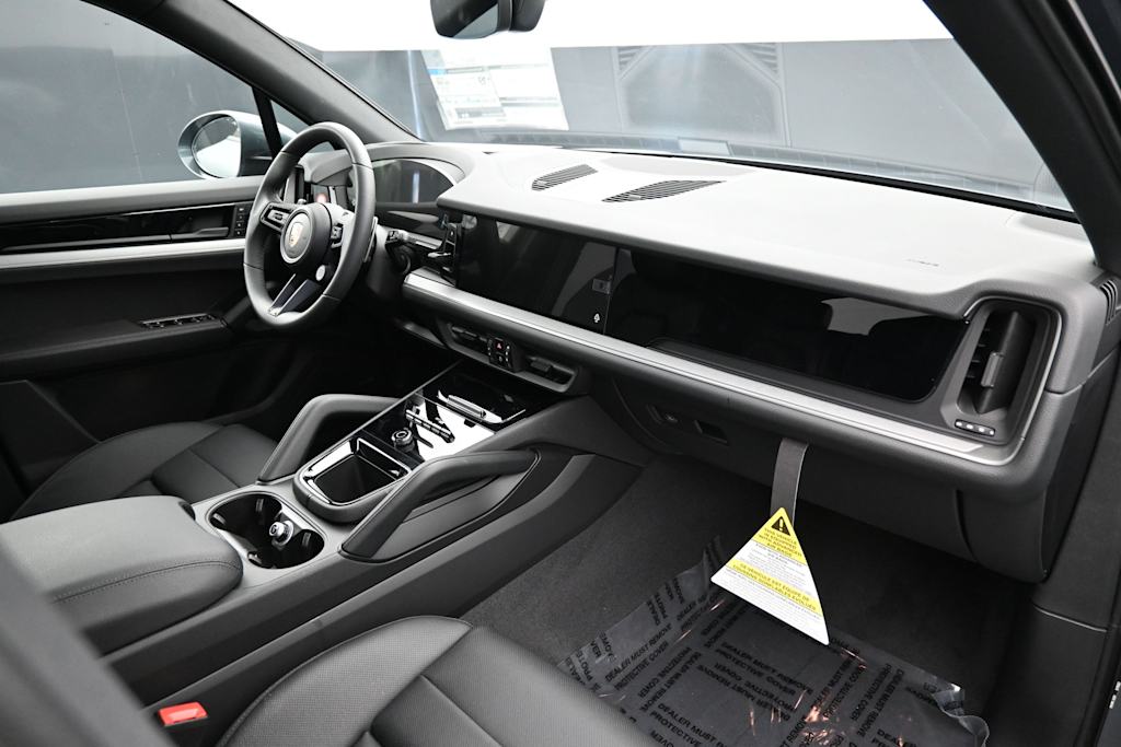 Thumbnail: 2026 Porsche Cayenne - 11