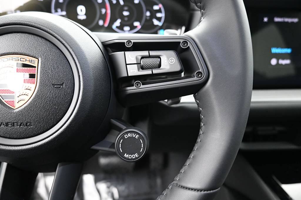 Thumbnail: 2026 Porsche Cayenne - 18