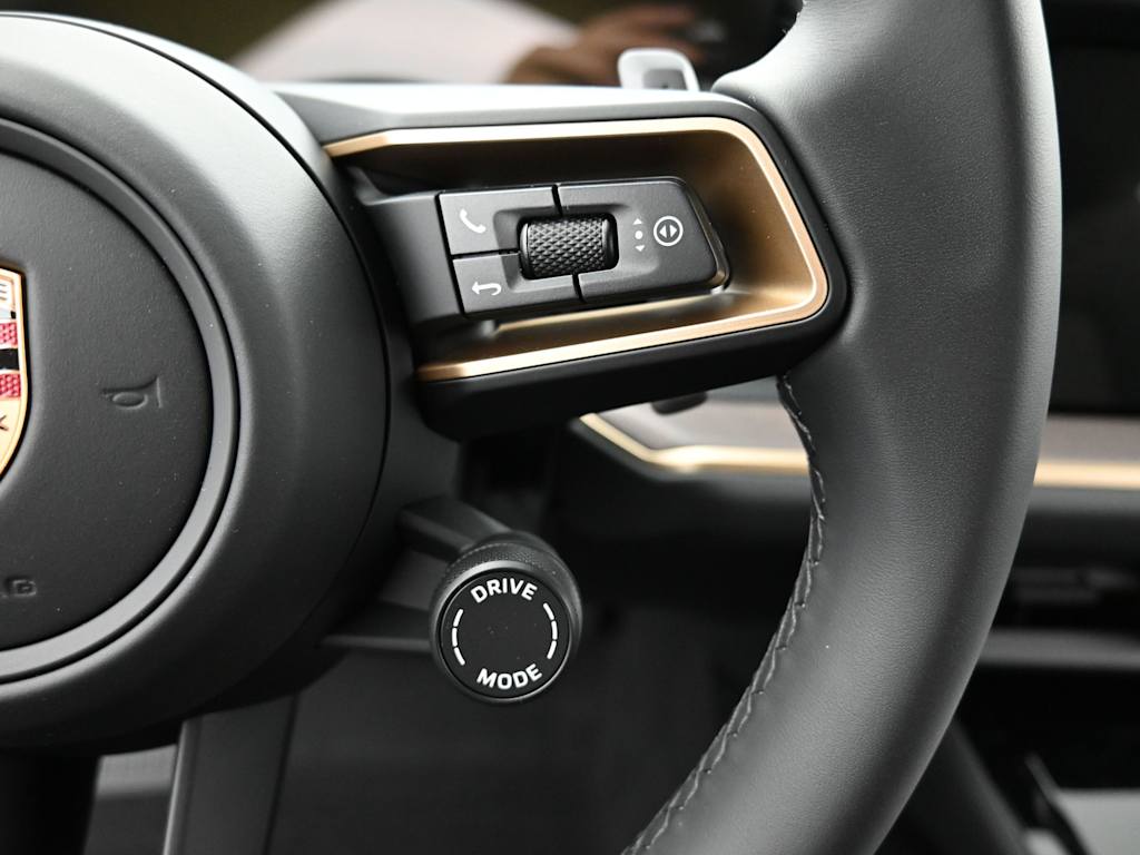 Thumbnail: 2026 Porsche Cayenne - 18