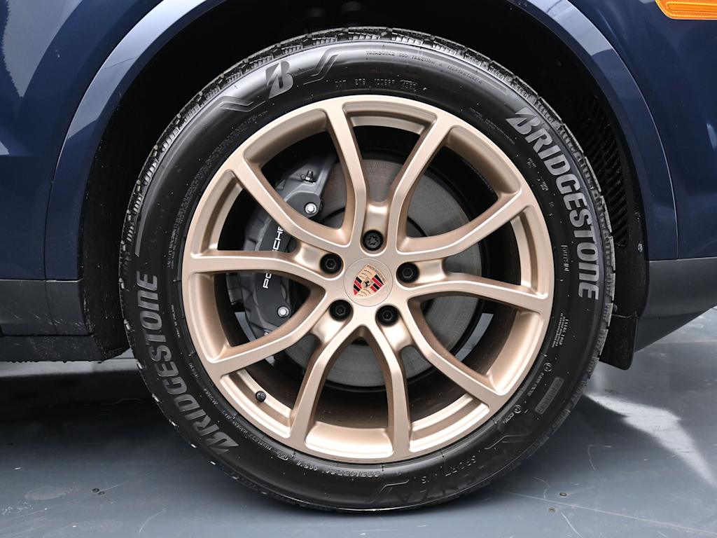 Thumbnail: 2026 Porsche Cayenne - 8