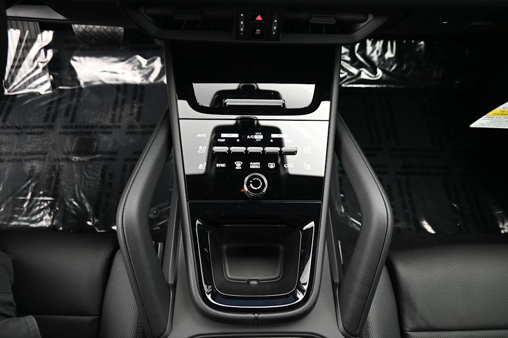 Thumbnail: 2026 Porsche Cayenne - 13