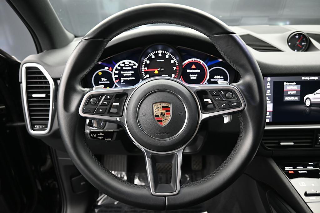Thumbnail: 2021 Porsche Cayenne - 10