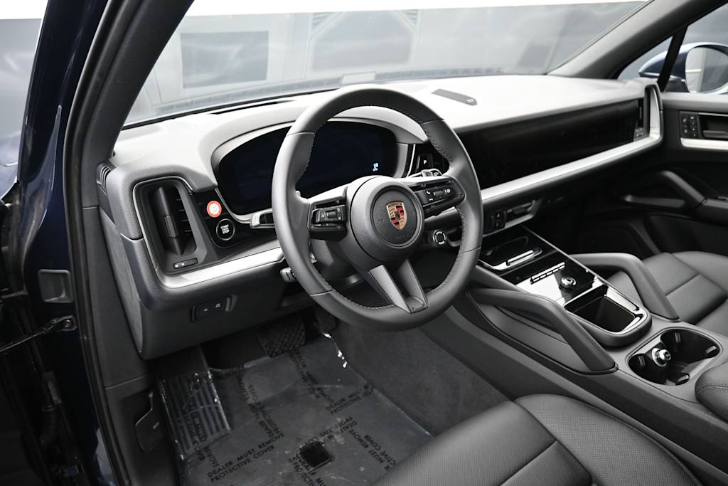 Thumbnail: 2025 Porsche Cayenne - 2