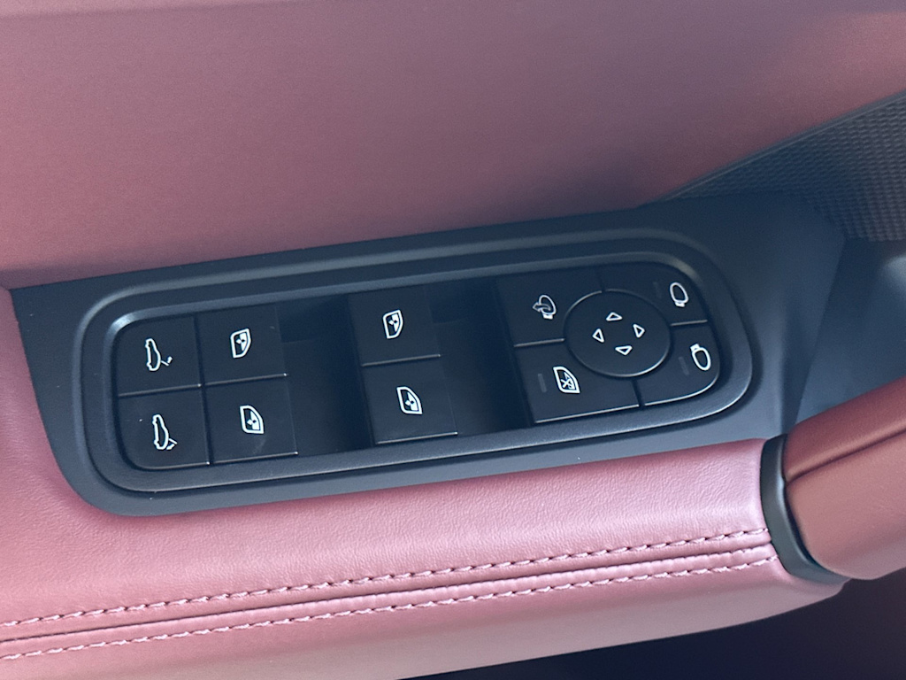 Thumbnail: 2025 Porsche Cayenne - 22