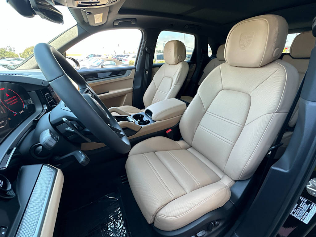 Thumbnail: 2025 Porsche Cayenne - 11