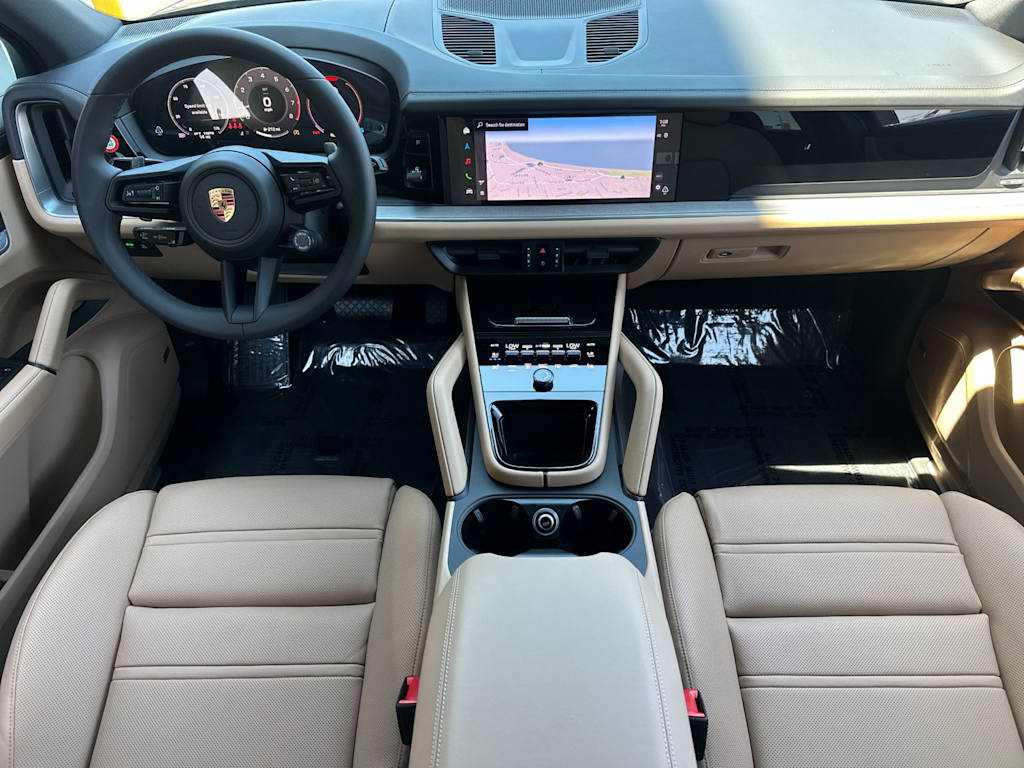 Thumbnail: 2025 Porsche Cayenne - 2