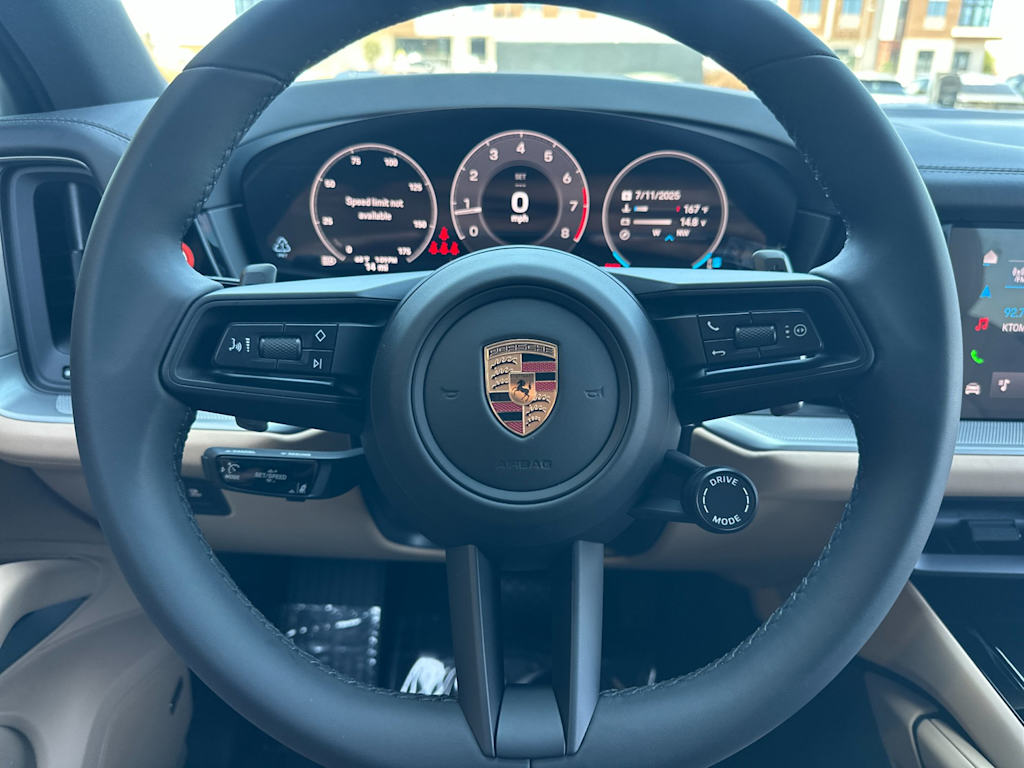 Thumbnail: 2025 Porsche Cayenne - 13