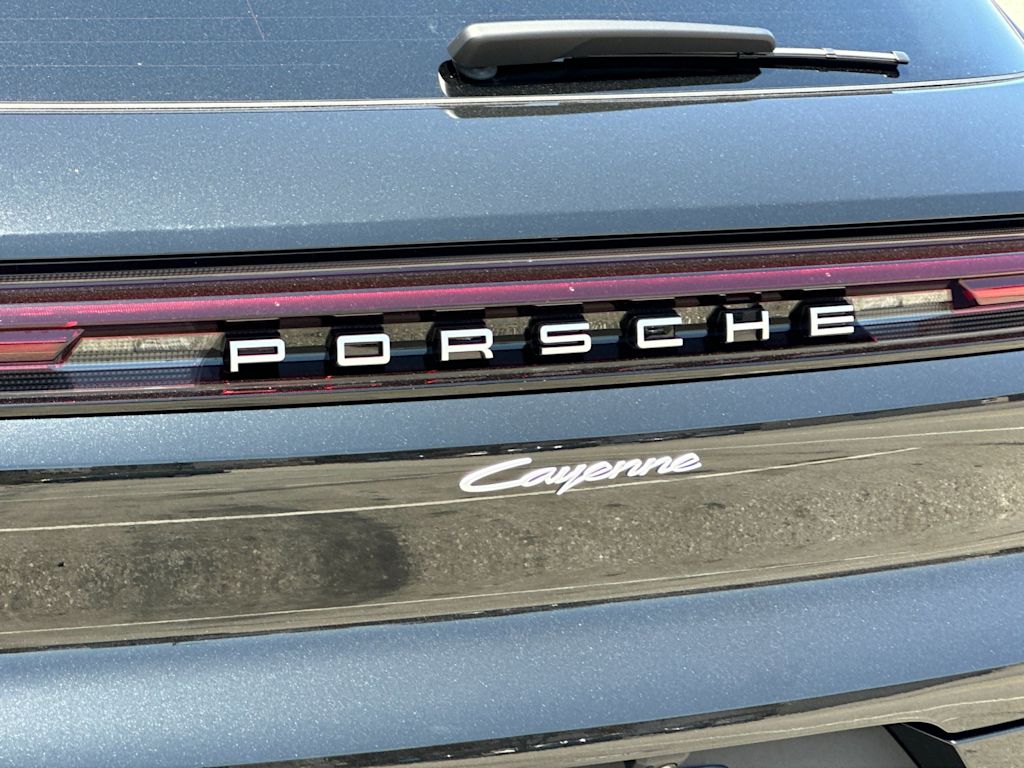 Thumbnail: 2025 Porsche Cayenne - 7