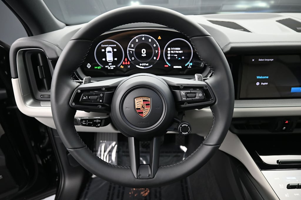 Thumbnail: 2026 Porsche Cayenne - 10