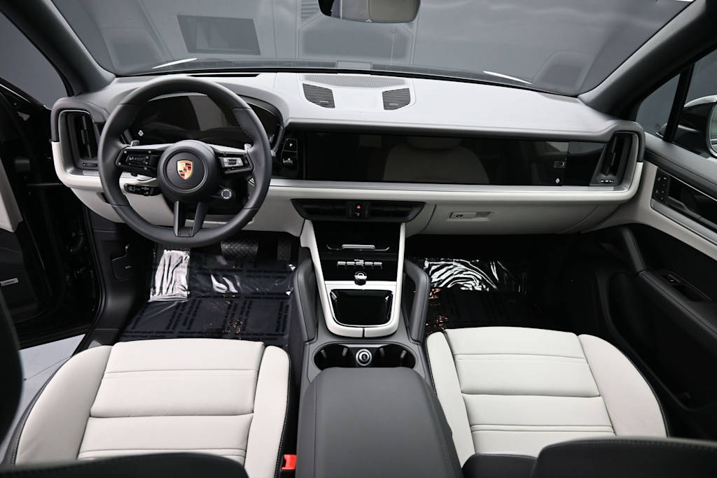 Thumbnail: 2026 Porsche Cayenne - 7