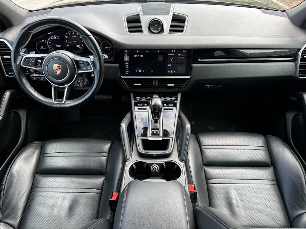2019 Porsche Cayenne Base 2