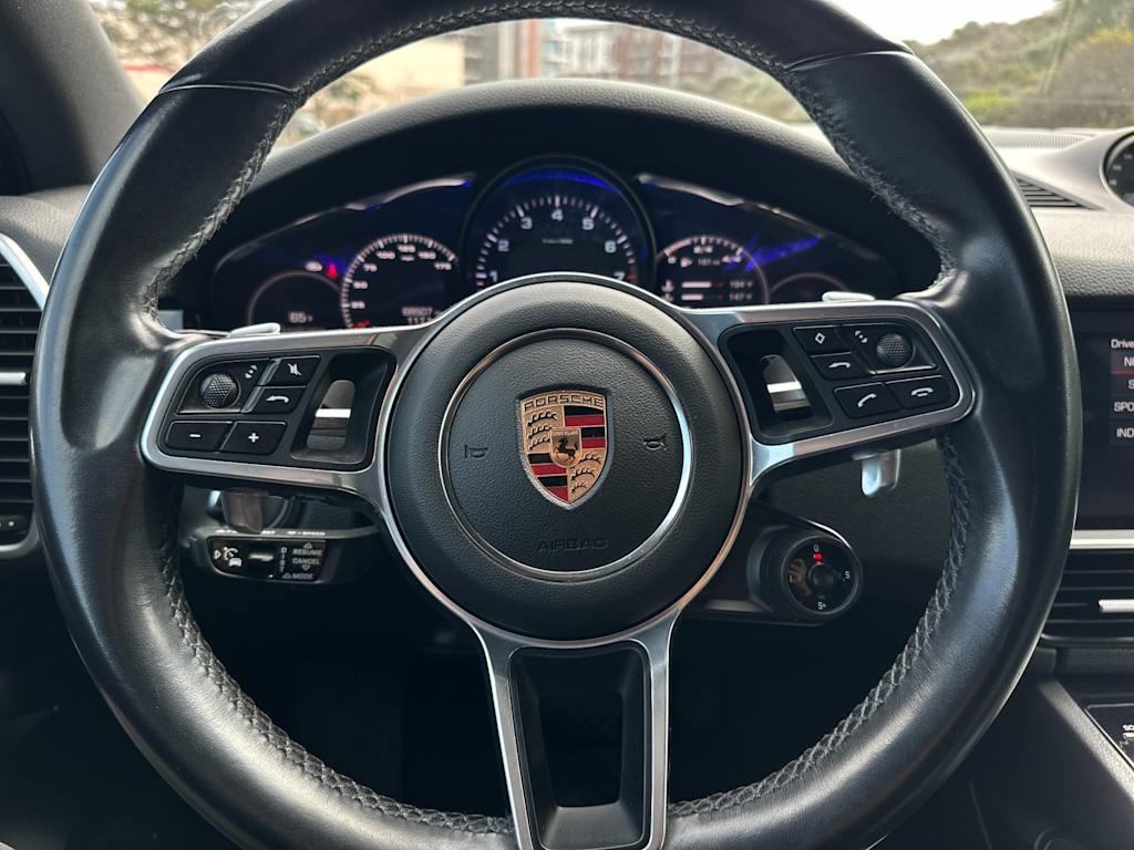 2019 Porsche Cayenne Base 13