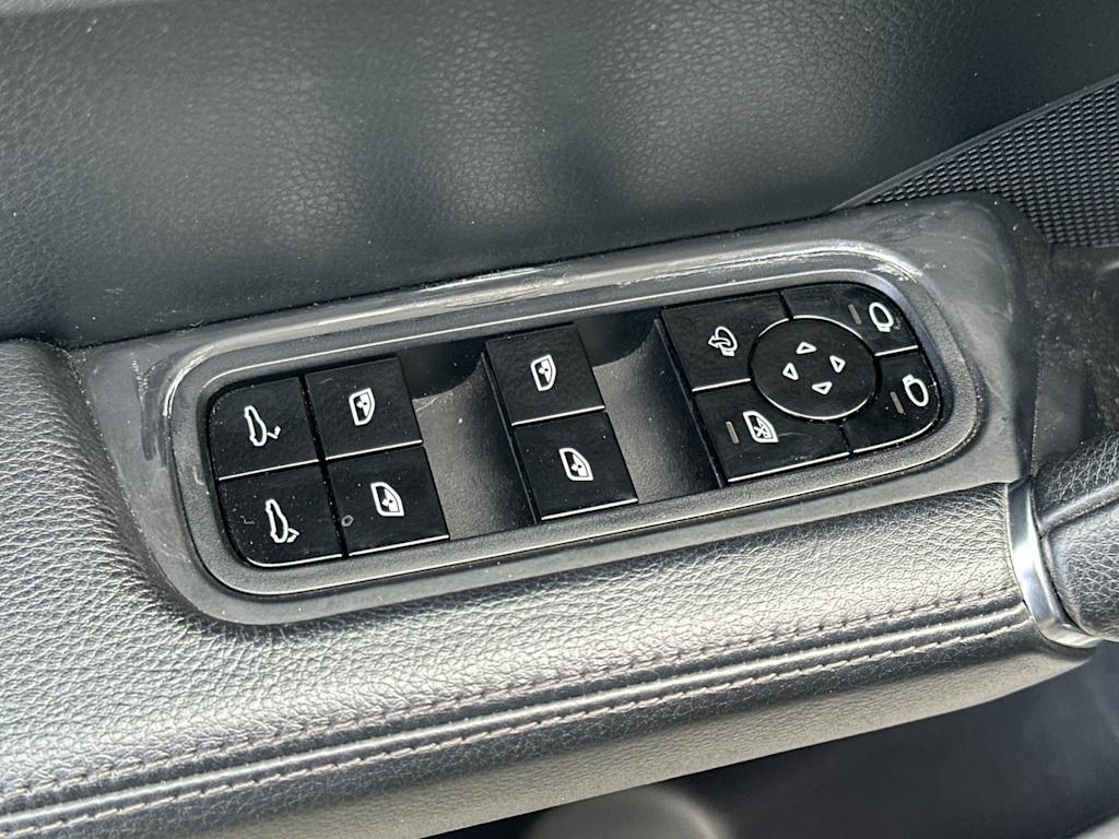 2019 Porsche Cayenne Base 22
