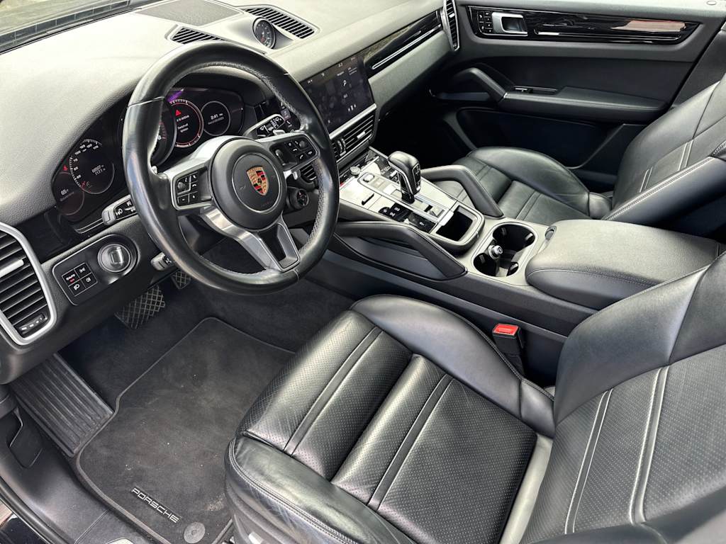 2019 Porsche Cayenne Base 10