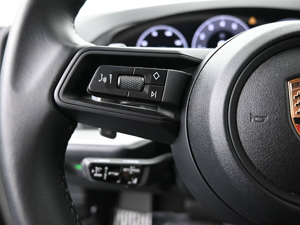Thumbnail: 2025 Porsche Cayenne - 18