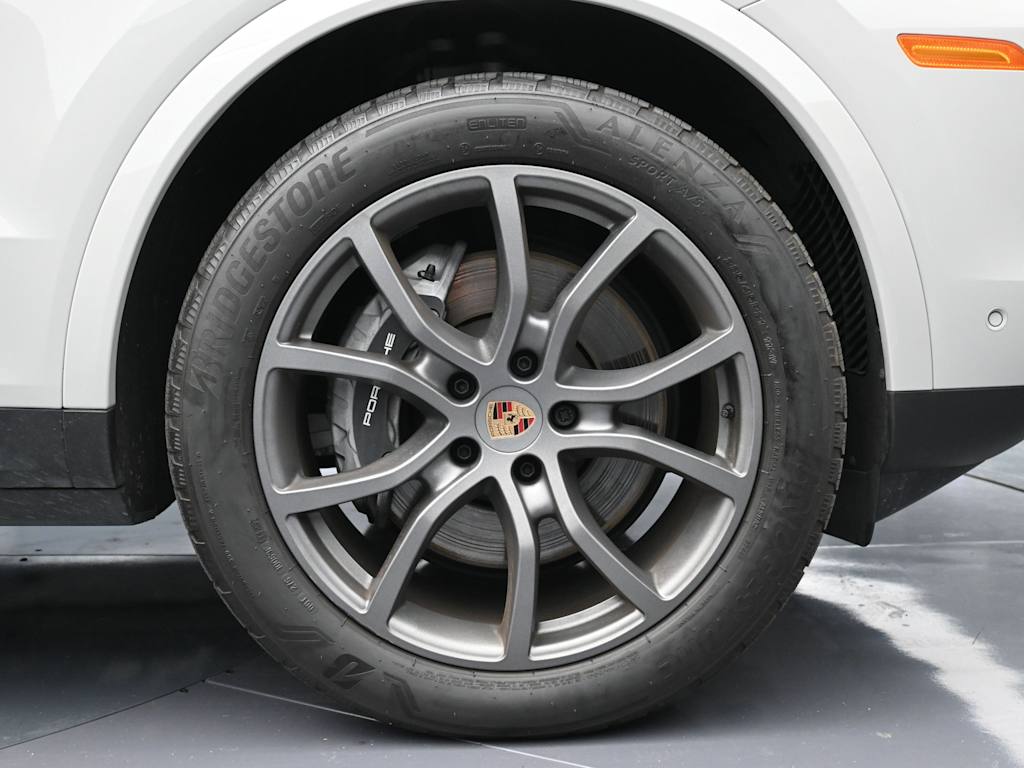 Thumbnail: 2025 Porsche Cayenne - 6