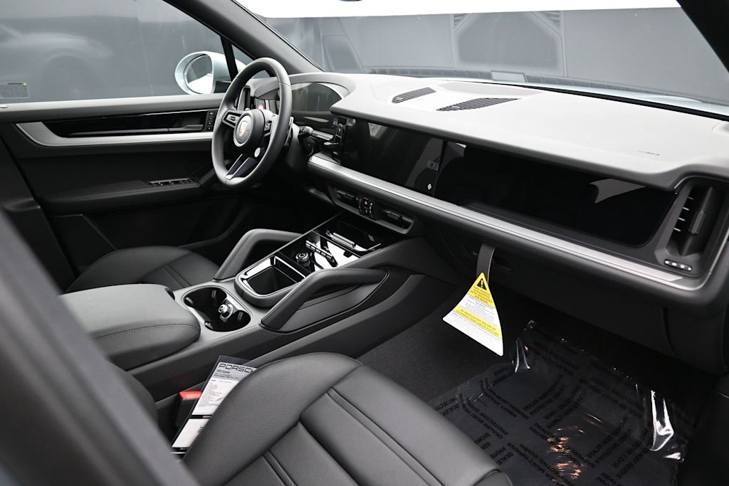 Thumbnail: 2026 Porsche Cayenne - 23