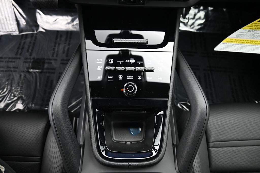 Thumbnail: 2026 Porsche Cayenne - 11
