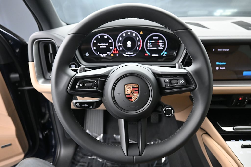Thumbnail: 2026 Porsche Cayenne - 10
