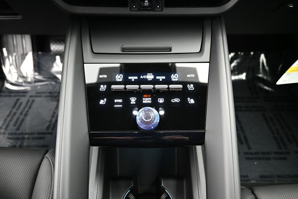 Thumbnail: 2026 Porsche Macan - 19