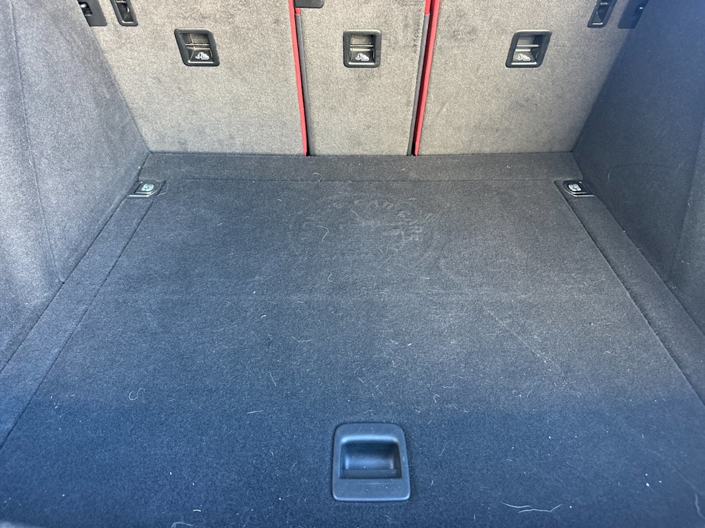 Thumbnail: 2021 Porsche Macan - 17