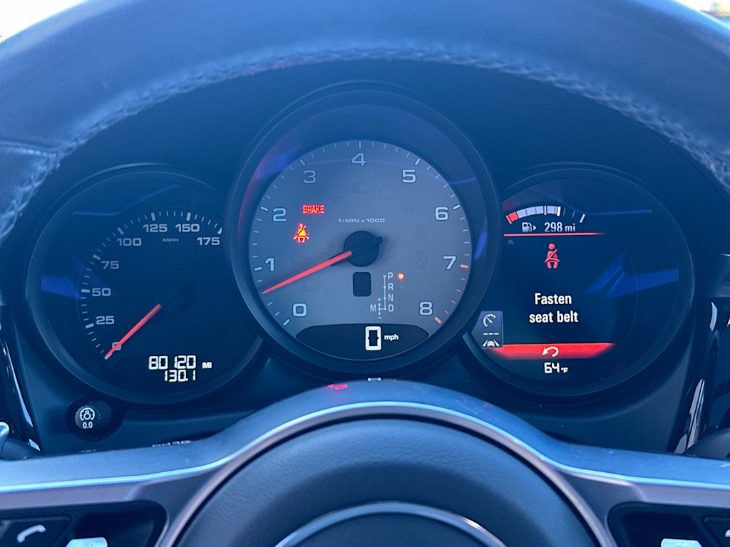 Thumbnail: 2021 Porsche Macan - 16