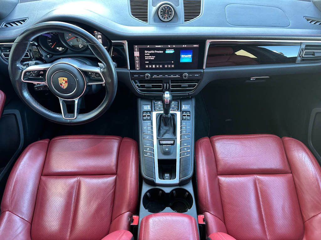 Thumbnail: 2021 Porsche Macan - 9