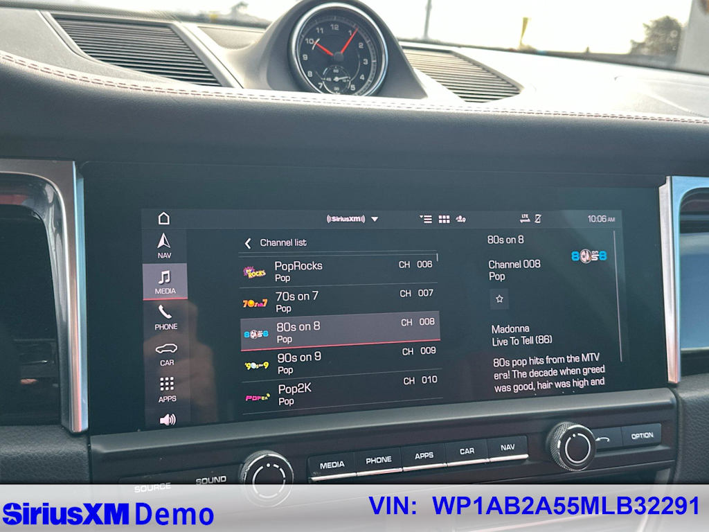 Thumbnail: 2021 Porsche Macan - 31