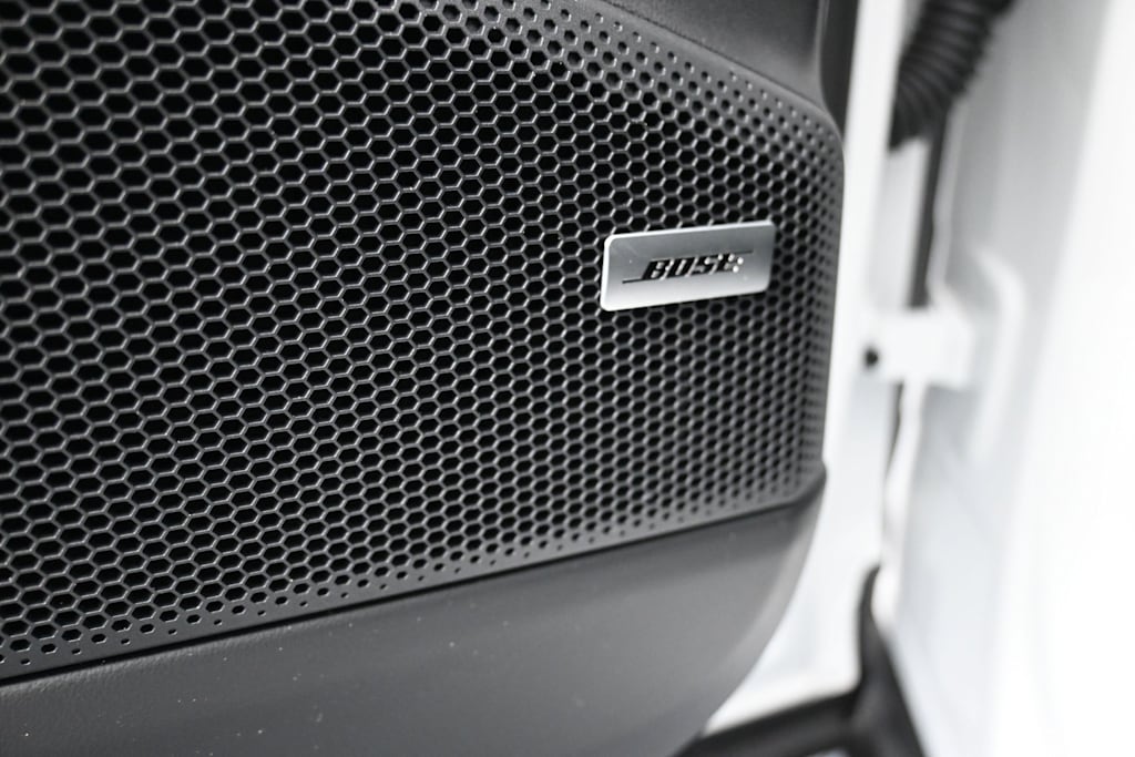 Thumbnail: 2025 Porsche Macan - 6