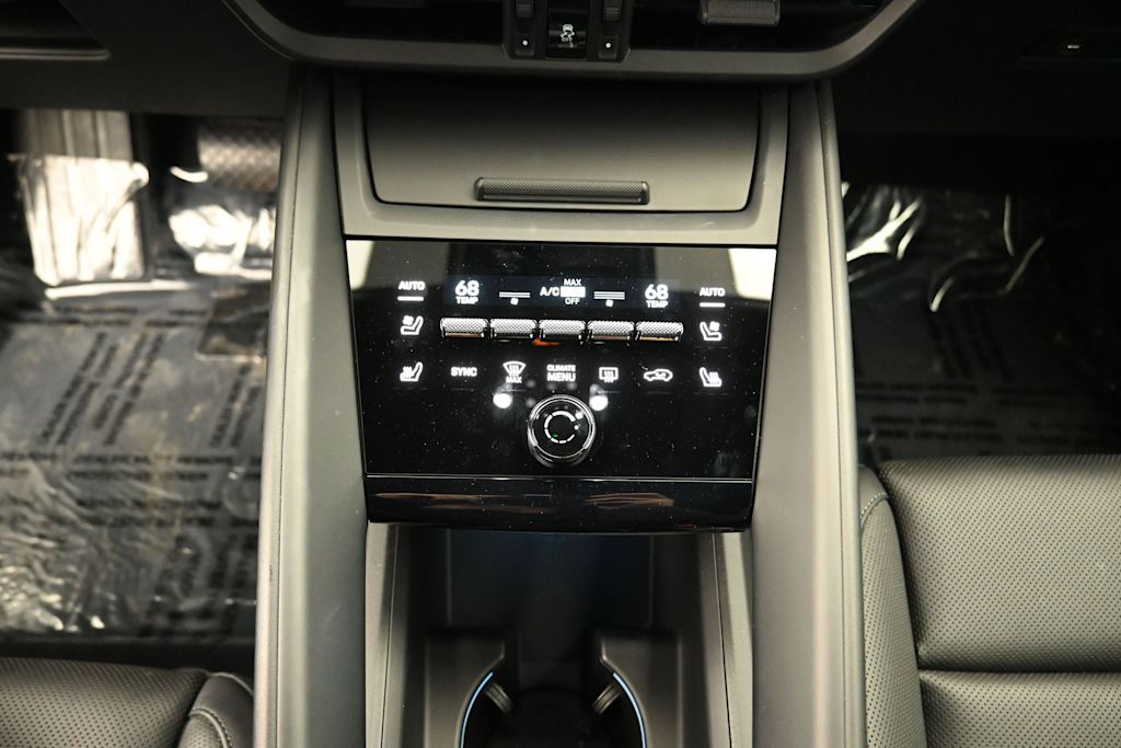 Thumbnail: 2025 Porsche Macan - 19