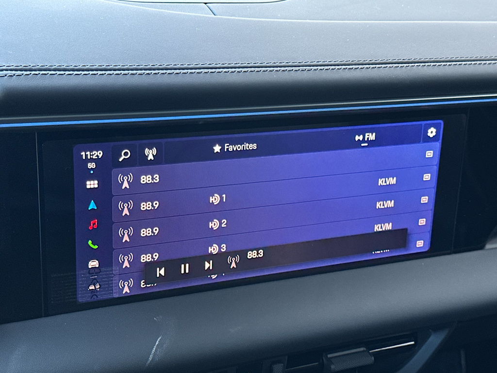 Thumbnail: 2025 Porsche Macan - 23