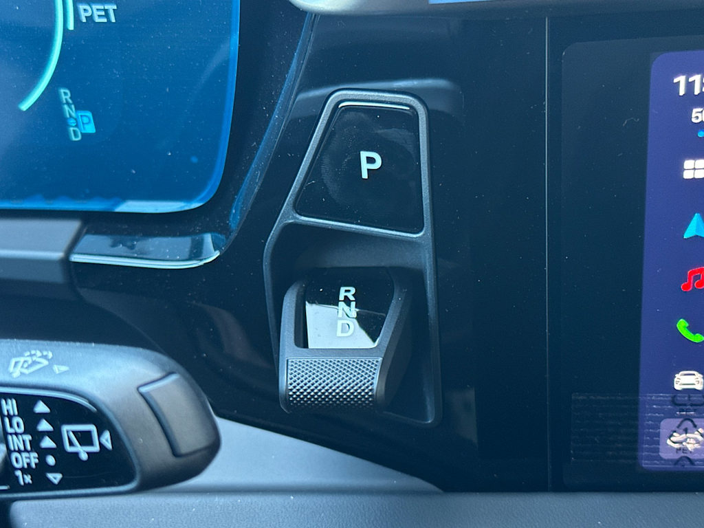 Thumbnail: 2025 Porsche Macan - 26