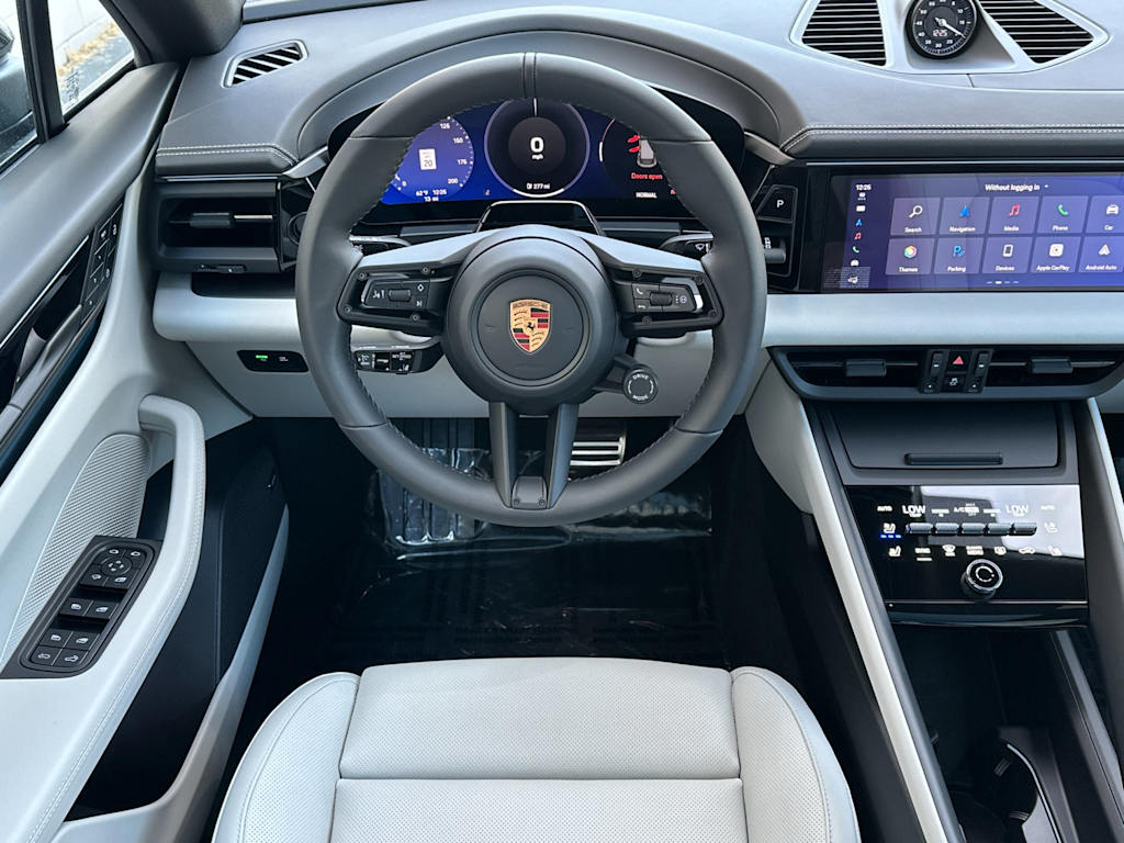 Thumbnail: 2026 Porsche Macan - 8
