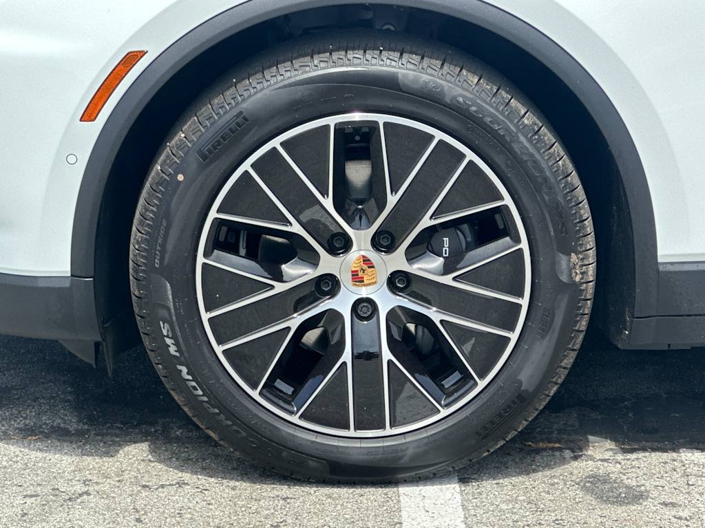 Thumbnail: 2025 Porsche Macan - 8