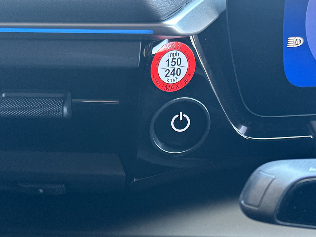 Thumbnail: 2025 Porsche Macan - 26