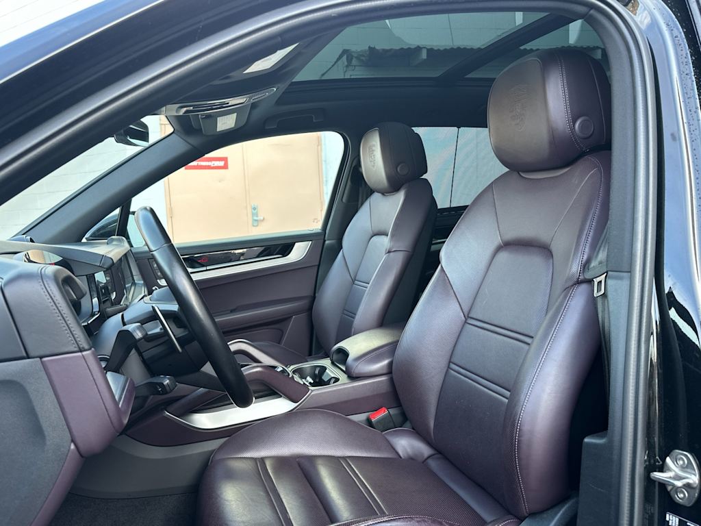 Thumbnail: 2024 Porsche Cayenne - 11