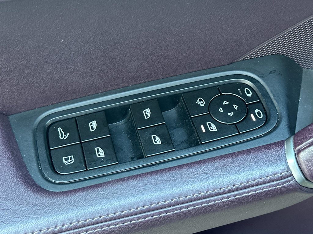 Thumbnail: 2024 Porsche Cayenne - 23