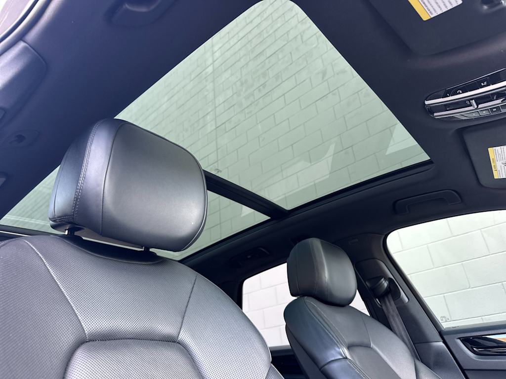 Thumbnail: 2019 Porsche Cayenne - 25