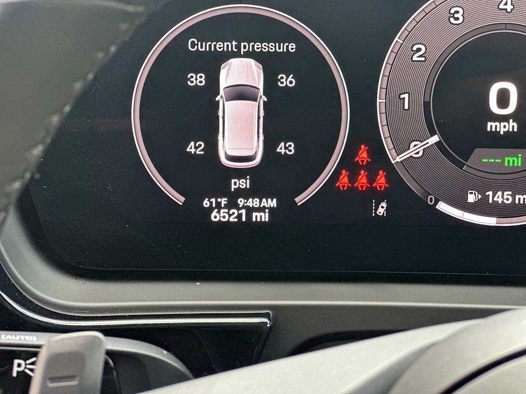 Thumbnail: 2025 Porsche Cayenne - 30