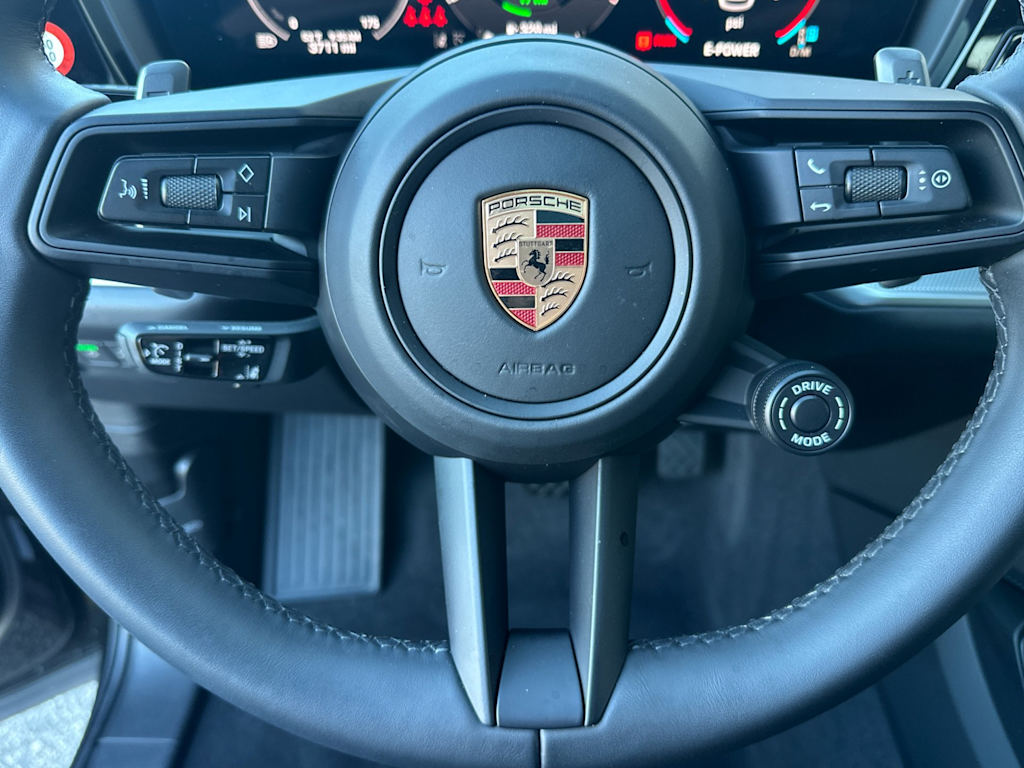 Thumbnail: 2025 Porsche Cayenne - 27