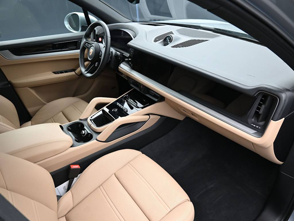 Thumbnail: 2026 Porsche Cayenne - 13