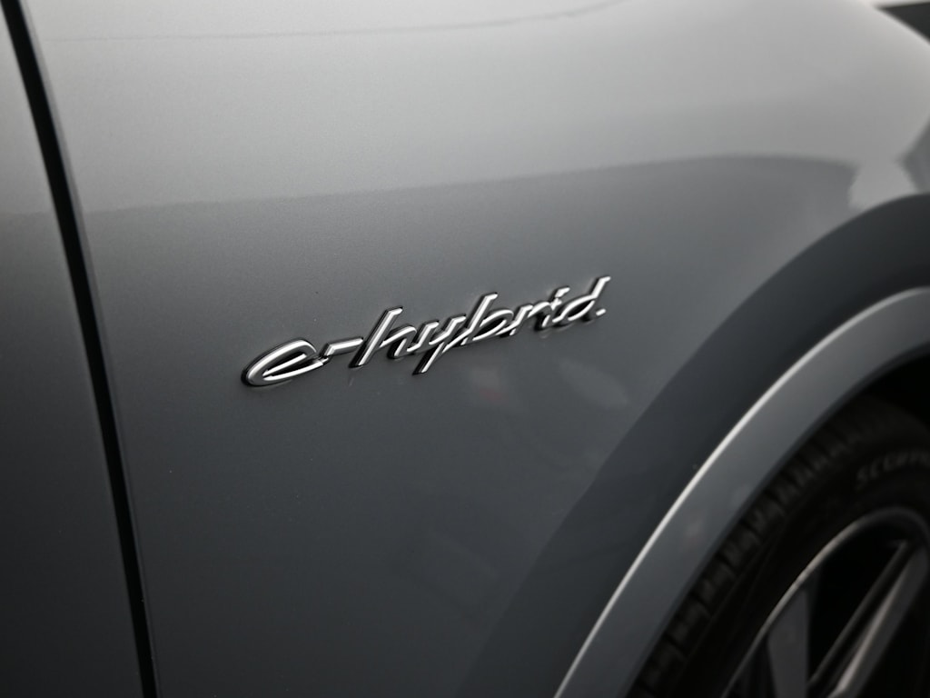 Thumbnail: 2026 Porsche Cayenne - 27
