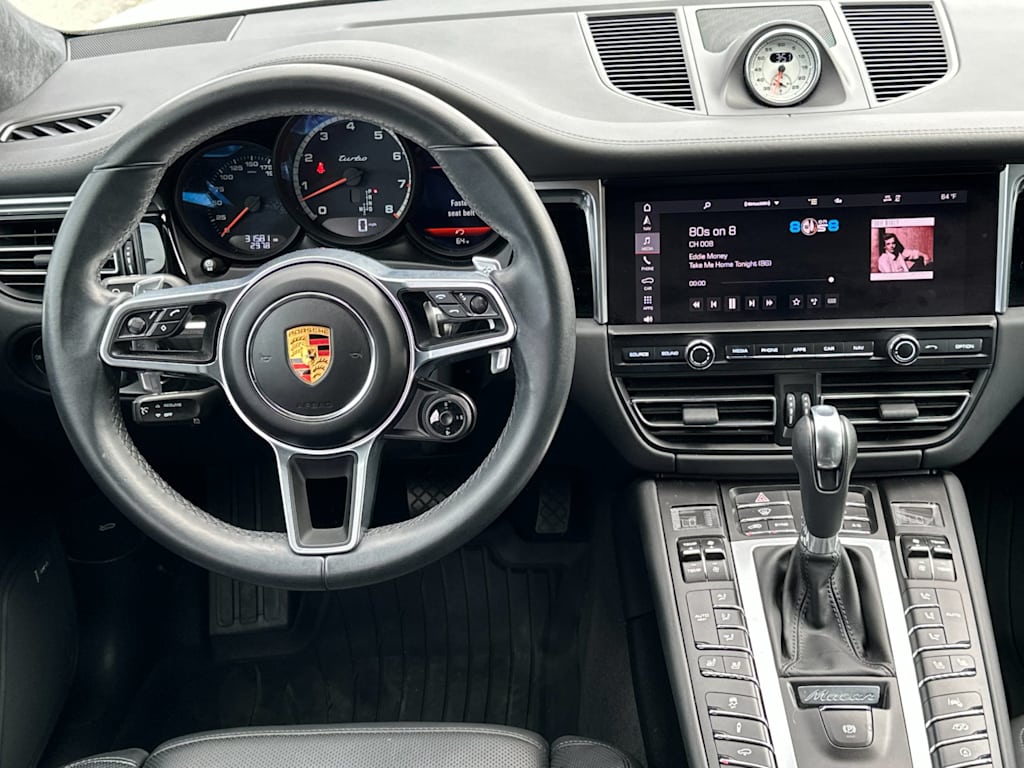 2021 Porsche Macan Turbo 9