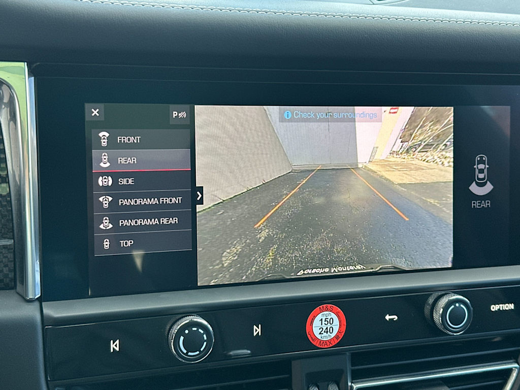 Thumbnail: 2025 Porsche Macan - 26