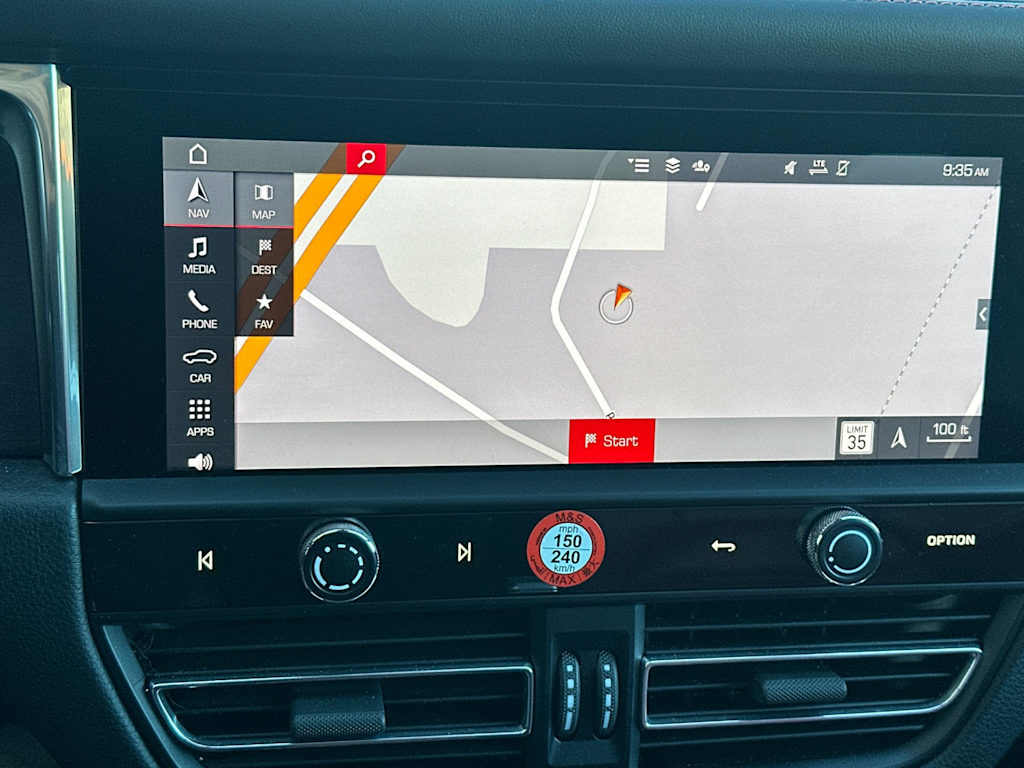 Thumbnail: 2025 Porsche Macan - 26