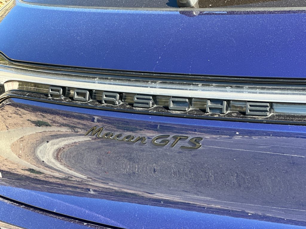 Thumbnail: 2023 Porsche Macan - 6